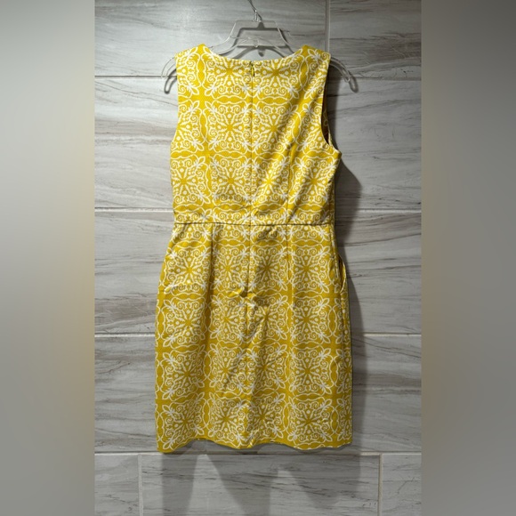 Women’s Boden Talia Mimosa Woodblock Print
Sleeveless Dress Size 8 - Picture 4 of 12